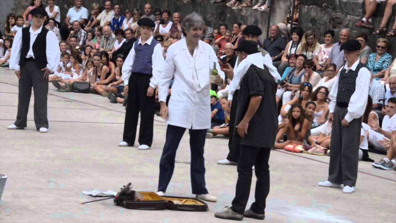 2015  Leitzako Dantzariak  Pestak