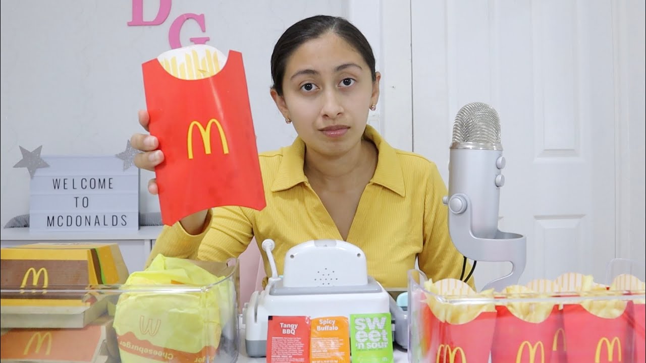 ASMR~ Mean Hot Cheeto Girl Cashier Roleplay!! 🔥🍔