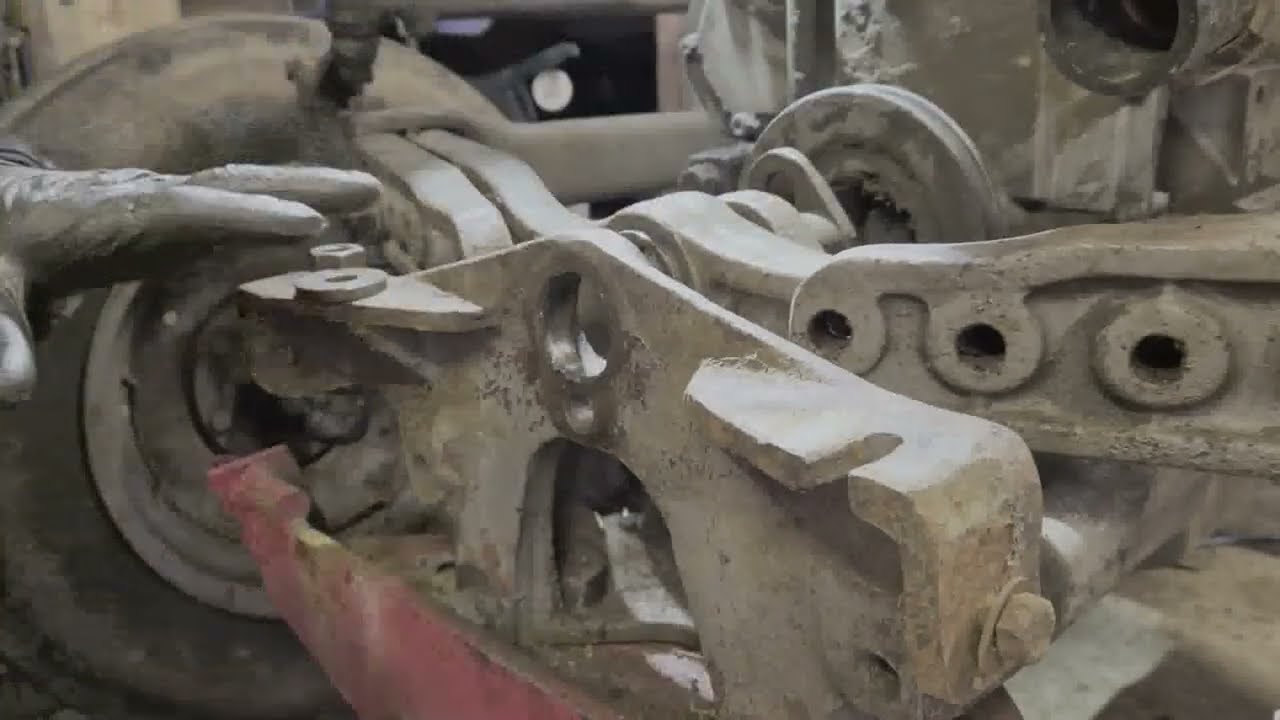 How To Replace A Tractor Front Axle Bush with Basic Tools on a Massey Ferguson 135 Swept Axle