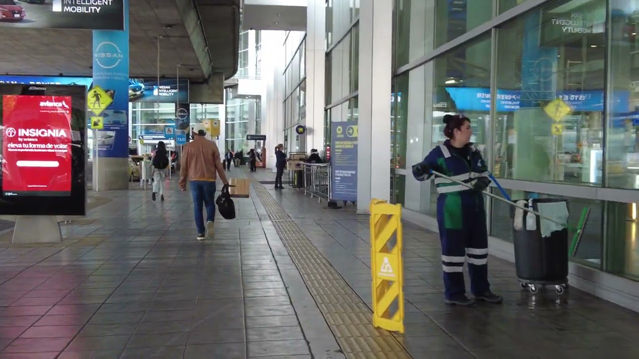 El Dorado International Airport (BOG) (4K) - Bogota, Colombia