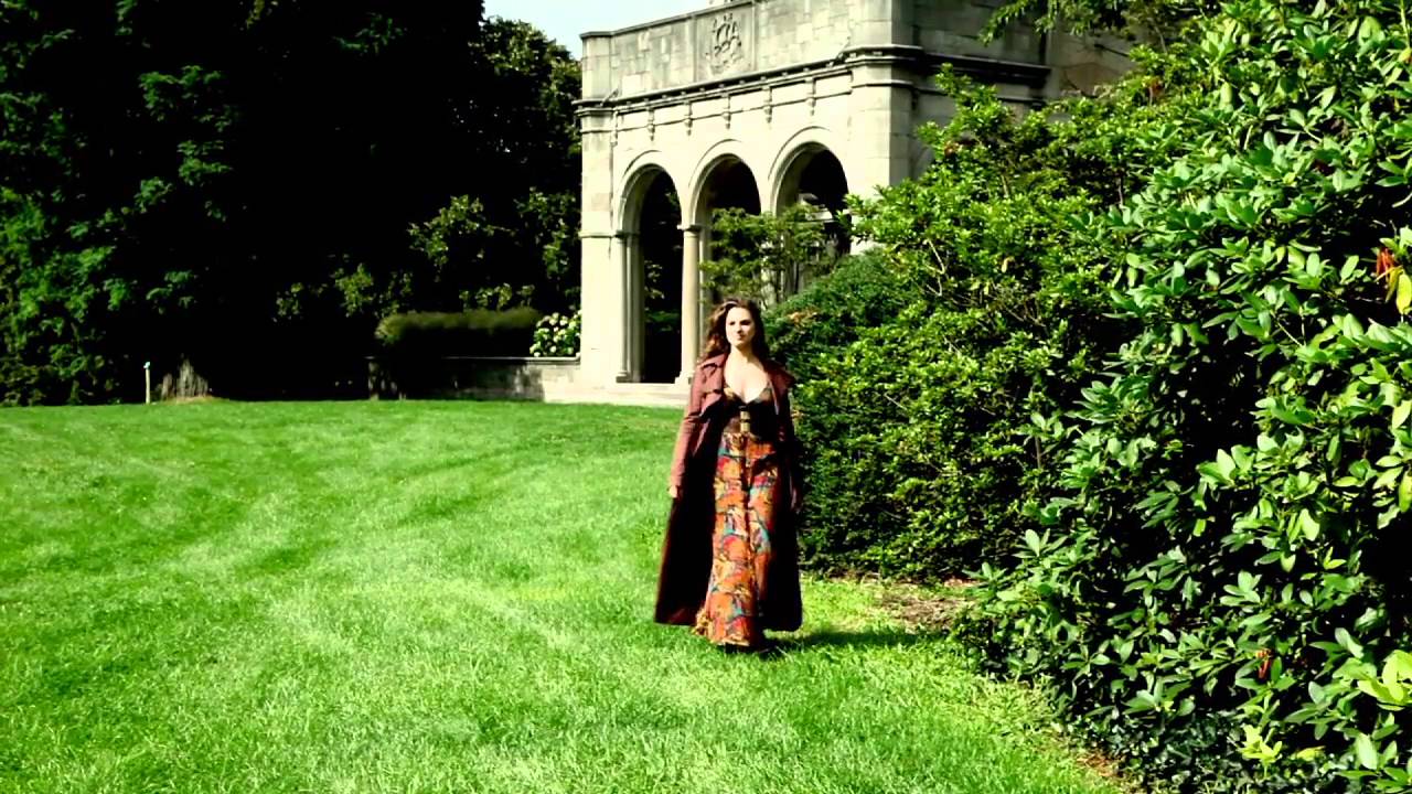 Harpist Bridget Kibbey plays Celtic Reels