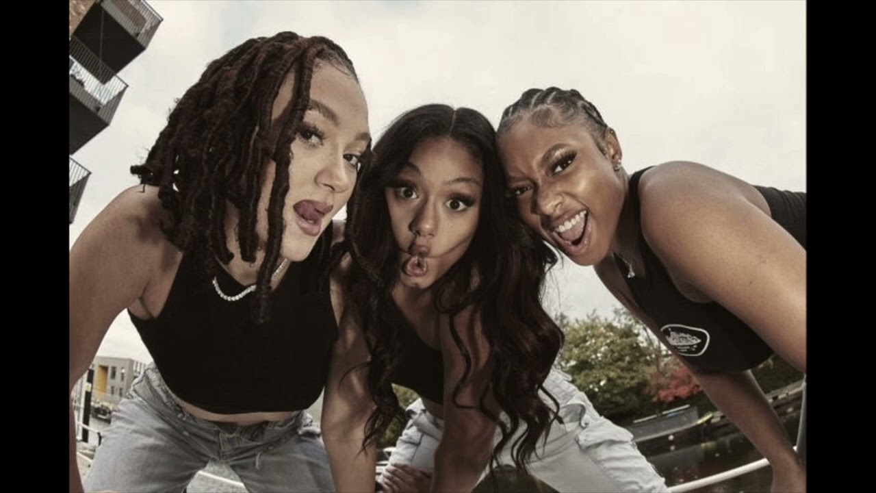 Flo x Chikoruss 2000's RnB Type Beat - 
