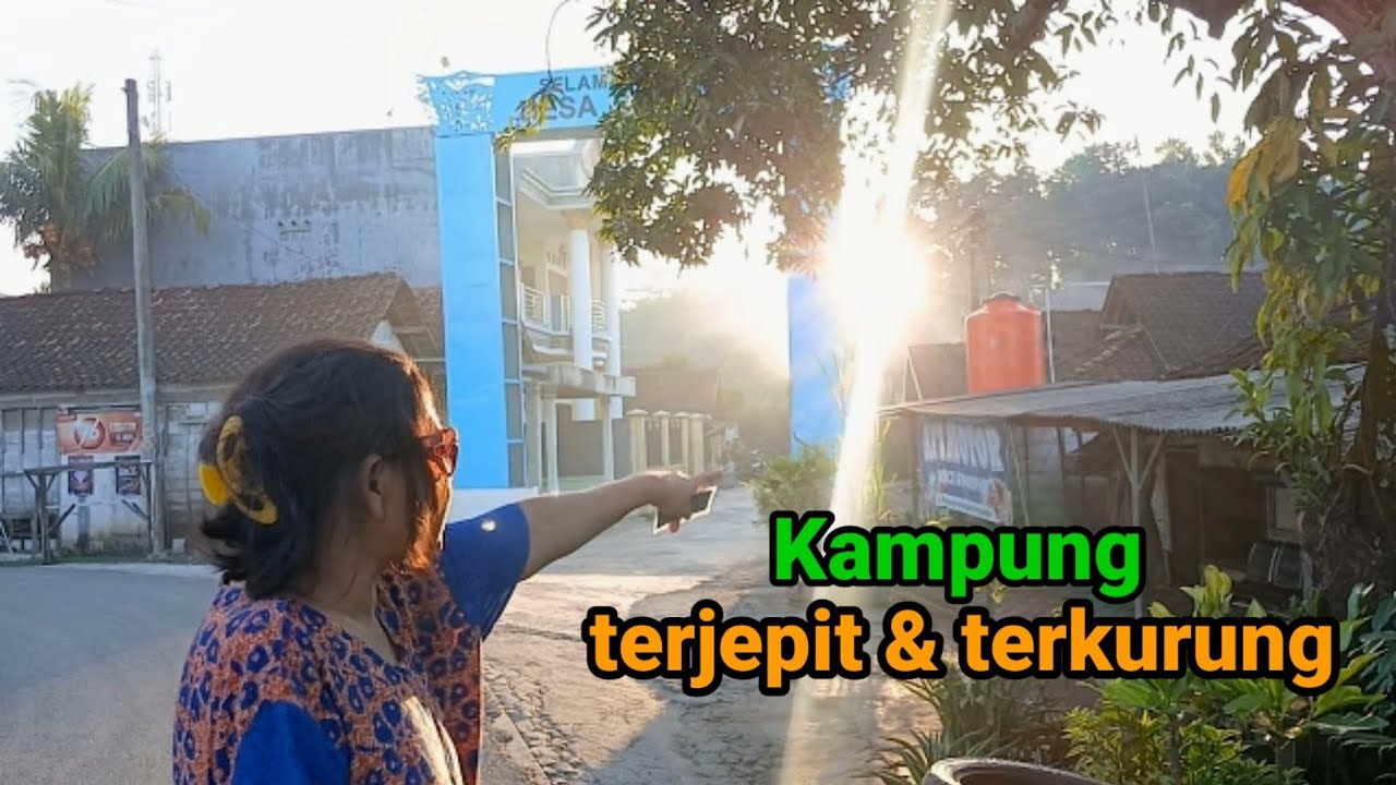 Kampung kejepit terkurung..tetangga Satu lorong beda KTP beda simbol Bojonegoro dan Lamongan.