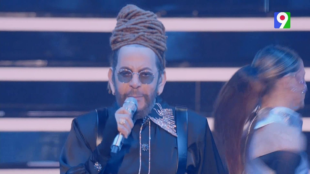 Presentación Toño Rosario en  Premios Soberanos