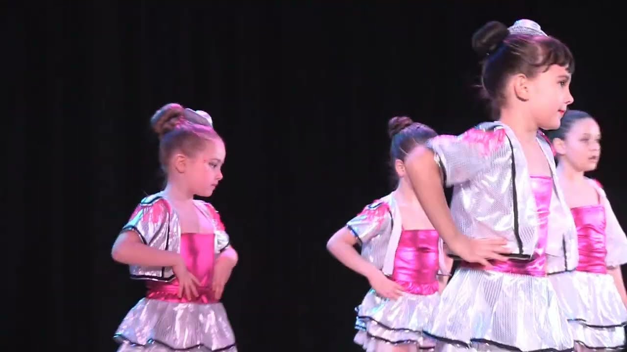 Mambo Italiano - Kids Dance - NY 23 Performance - Latinium Dance