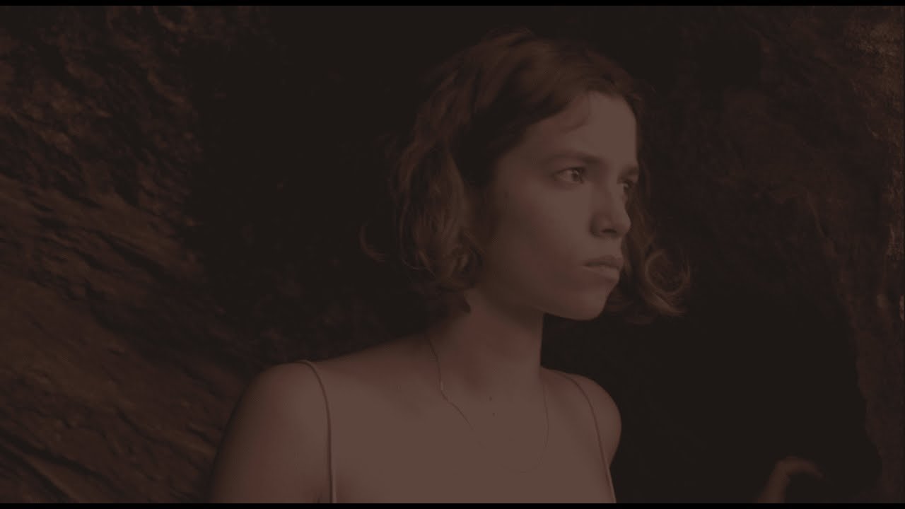 La sua canzone è cantata | Her song is sung | Full film