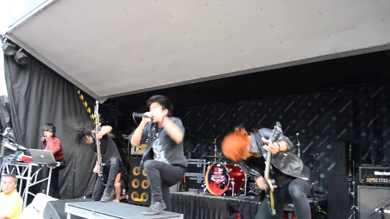 Crossfaith - Monolith & Jagerbomb - Vans Warped Tour 2013 HD Boston, MA