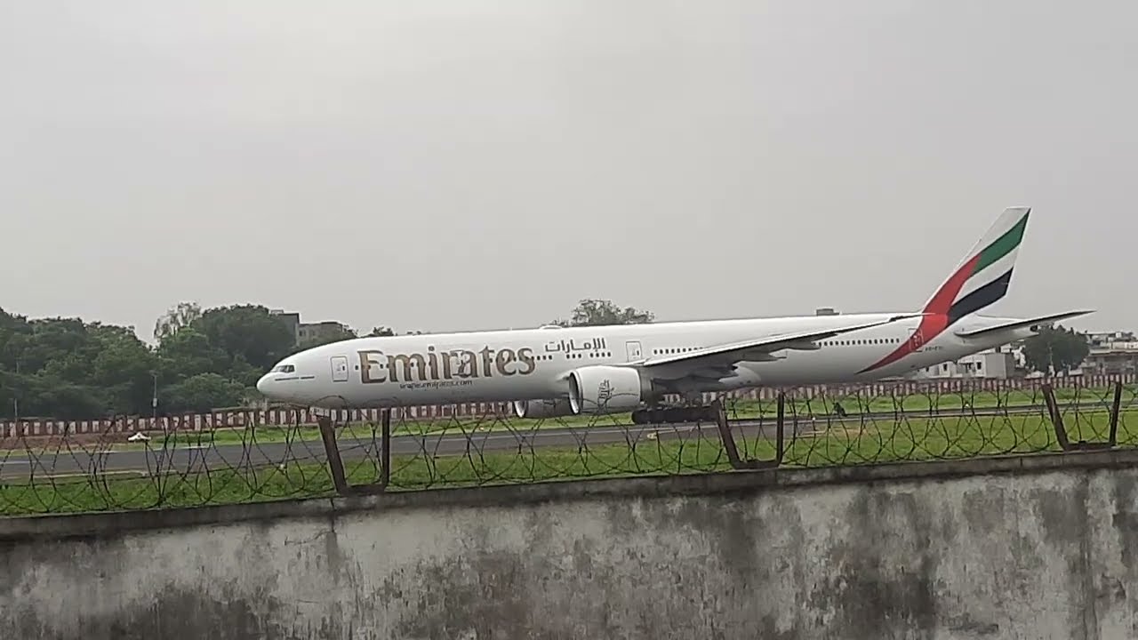 Boing 777-300er Departing from AHMEDABAD AIRPORT Plane spotting