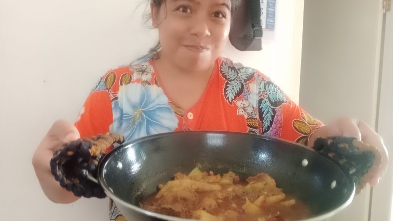 Menu andalan masak ayam bumbu kecap gaess gerr tenan...