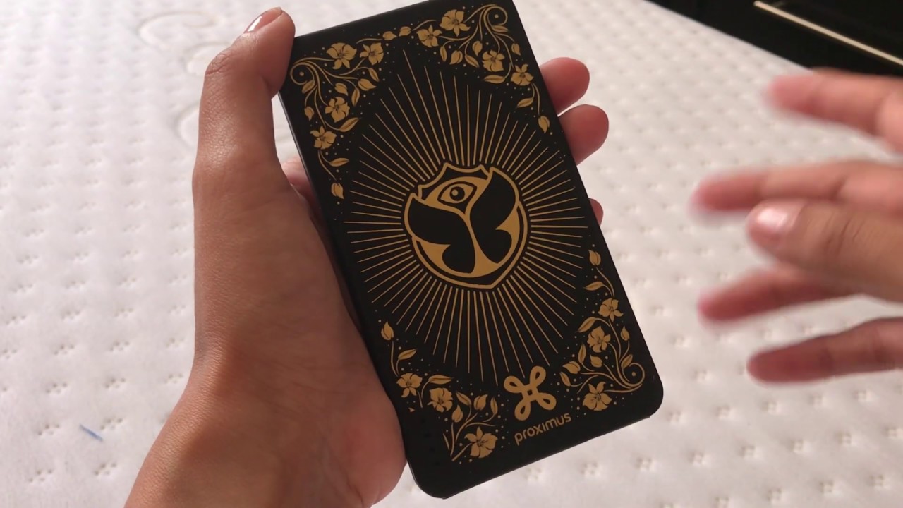 [ ASMR Español | Show and Tell ] Mis souvenirs de Tomorrowland