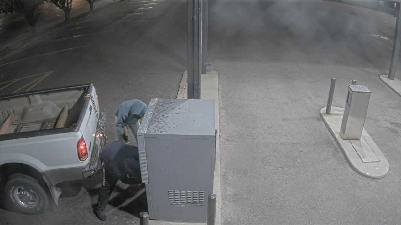 SCPD Looking for Suspects in ATM Robbery