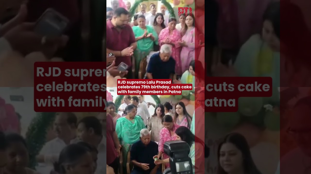 RJD supremo Lalu Prasad celebrates 79th birthday, cuts cake with family members in Patna