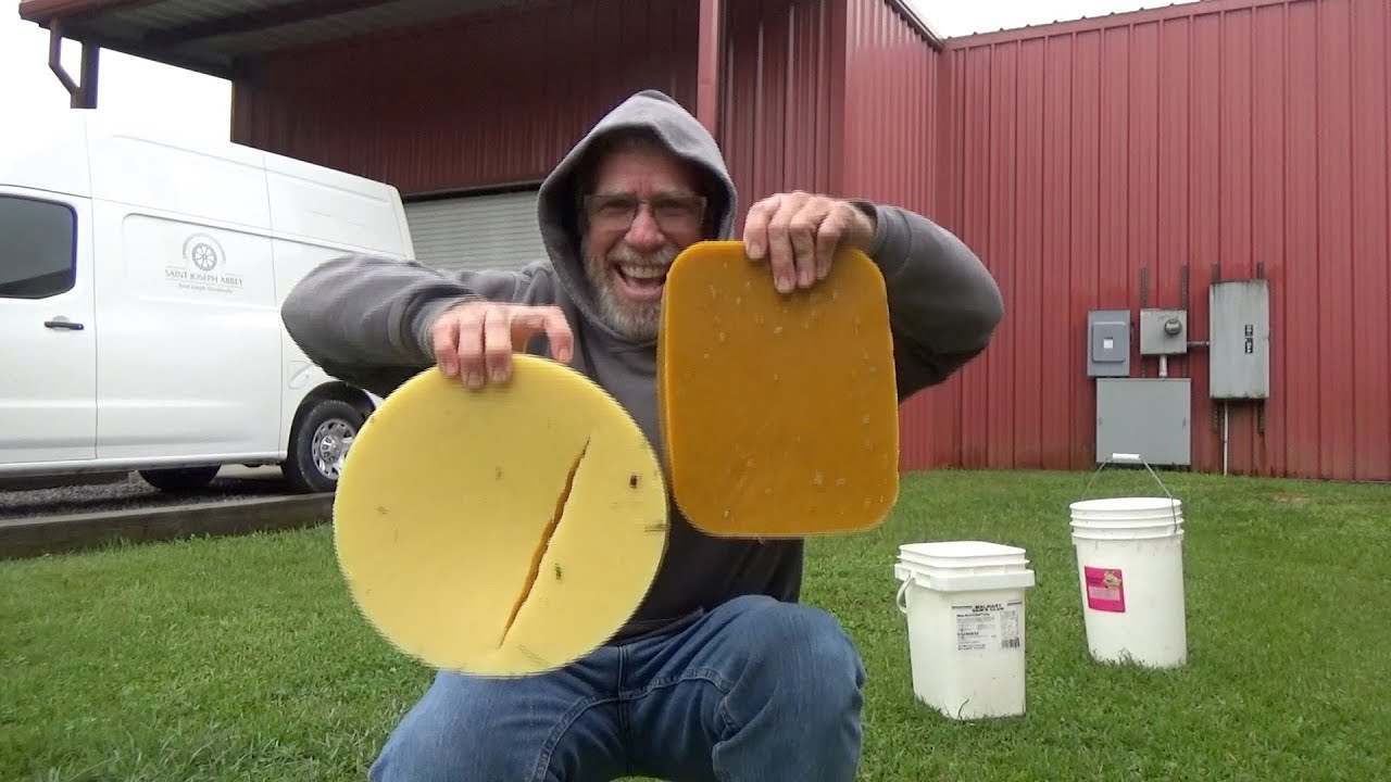 Rendering bees wax, capping wax vs  comb wax, is there a difference?