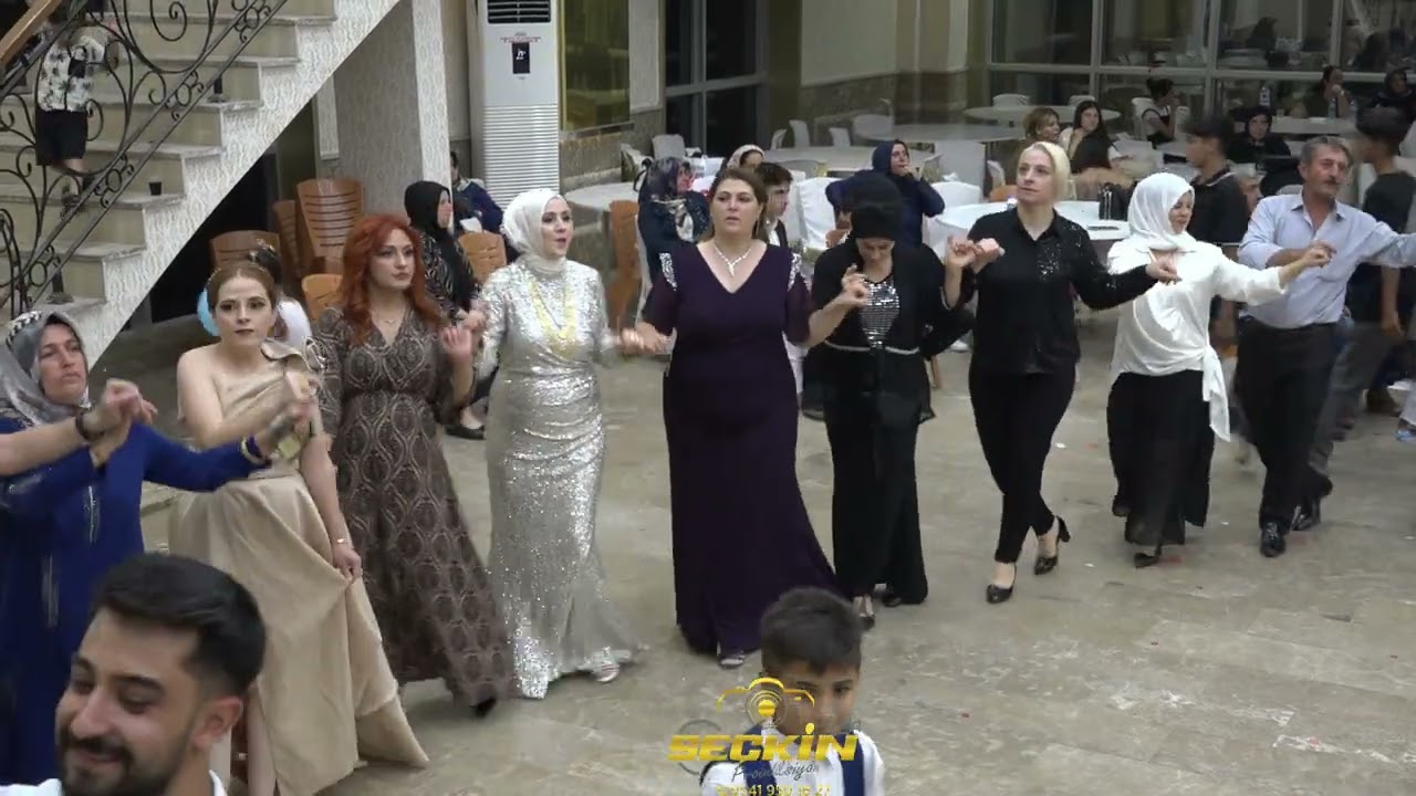 Grup Seyhan Ve SeçkinProdüksiyon Kevser & Alper Düğün  Merasimi 3 ( Paris Royal Düğün Salonu )