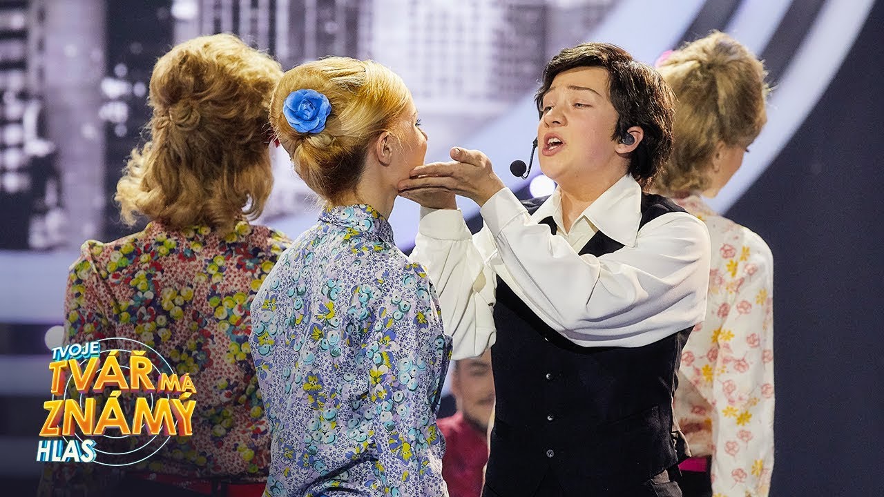 Tereza Mašková jako Karel Gott 