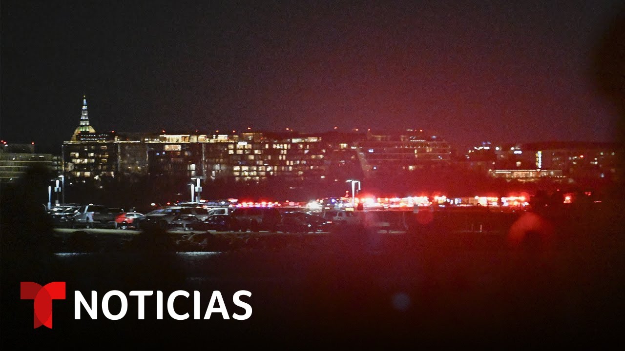 Ofrecen los primeros detalles del accidente del avión comercial y el helicóptero militar