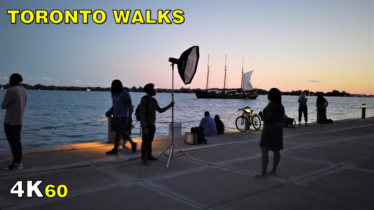 Downtown Waterfront Night Walk in Toronto (Narrated) on Sept 4, 2020