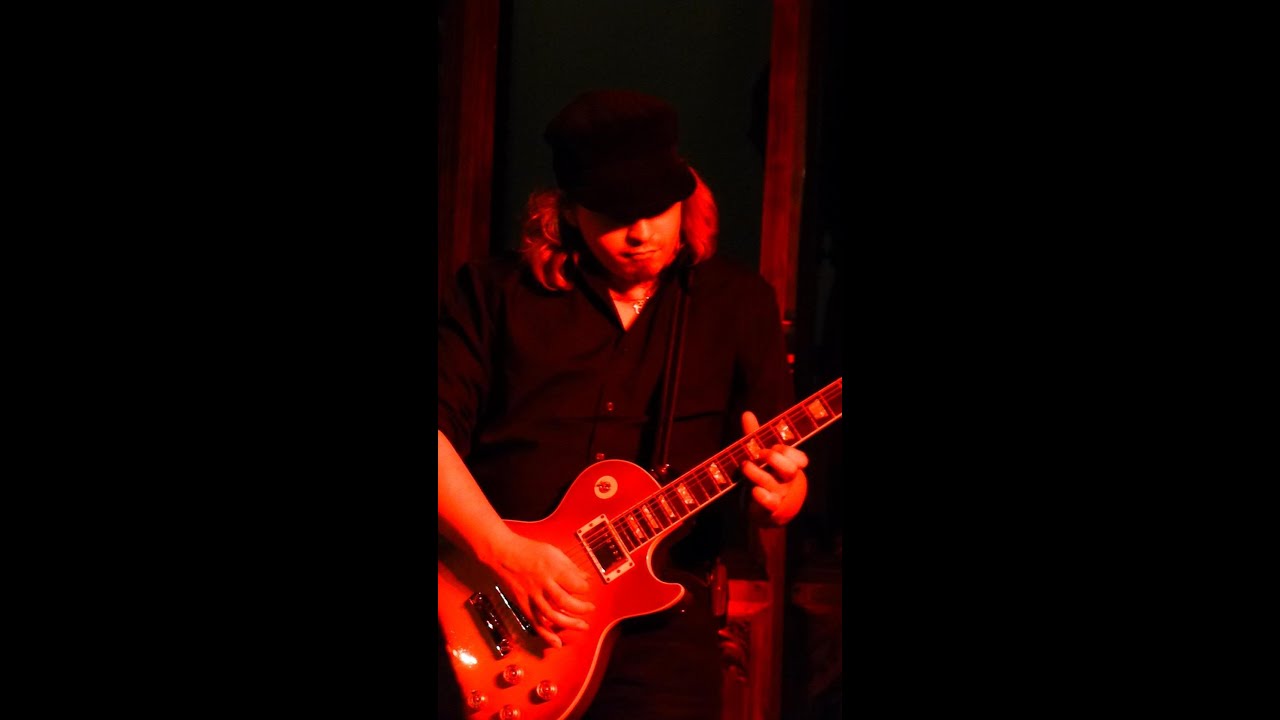 Florian Opahle plays Bach Toccata in D minor with Ian Anderson Oxford December 2013