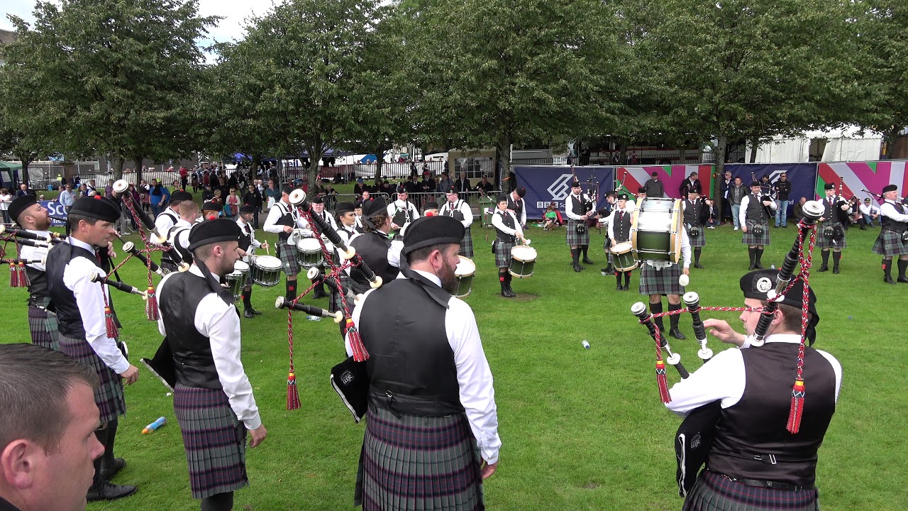 Worlds 2017 - Scottish Power Pipe Band in Final Tuning