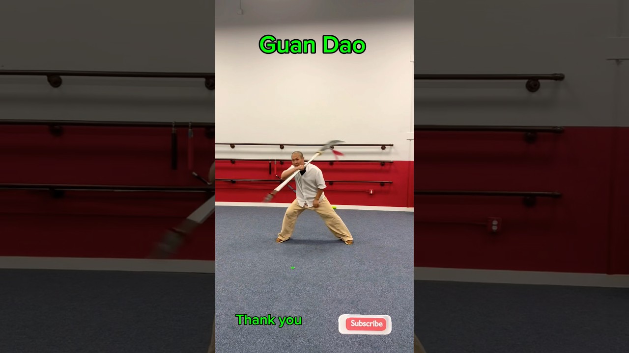 Shaolin Guan Dao Traditional weapons #martialarts #kungfu #wushu #Guandao