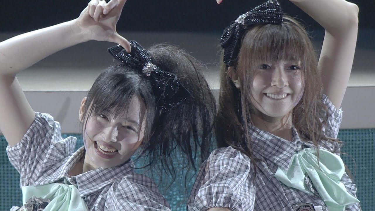 Berryz工房　グランドでも廊下でも目立つ君