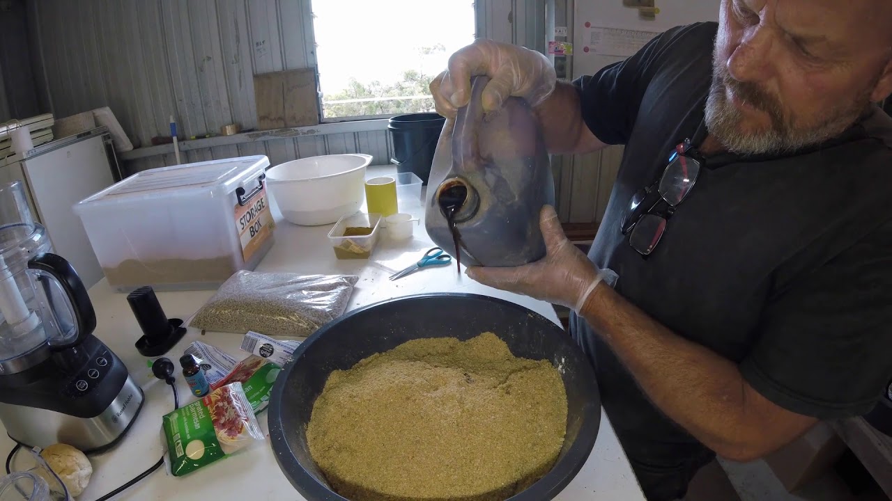 How to make fishing Burley for Garfish, Tommy Ruff, Mullet, Bream etc.