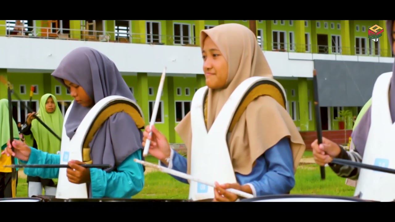 TETAP DISINI -  Official Music Video - By (Al-Amanah Studio Film)