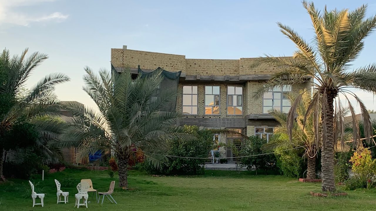ارض المساحة ٣٧٥٠م مع ثلاث دور للبيع في كربلاء//07730984515//07725226525