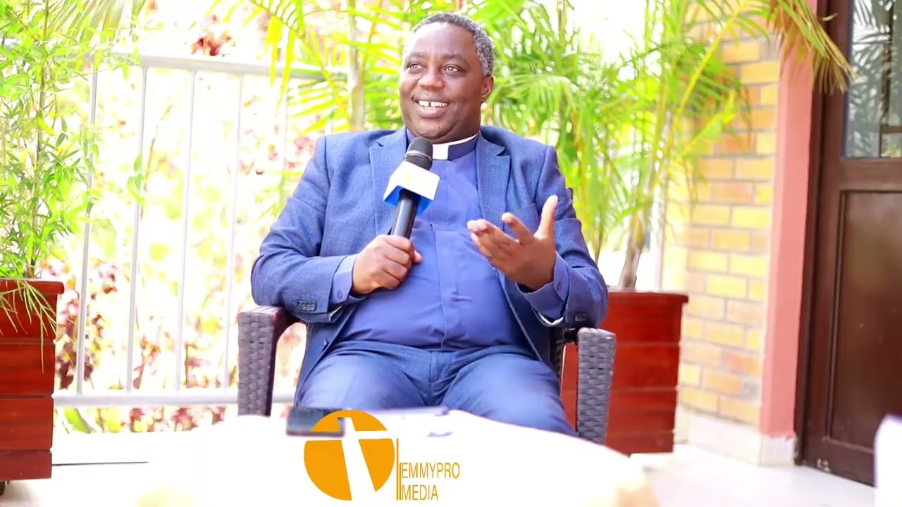 AMATEKA YA PADIRI Eugène NIYONZIMA uherutse gushyira hanze igitabo yise ADDOLORATA.