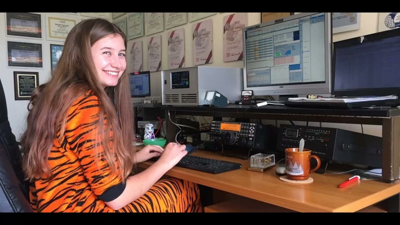 AMATEUR RADIO TODAY.