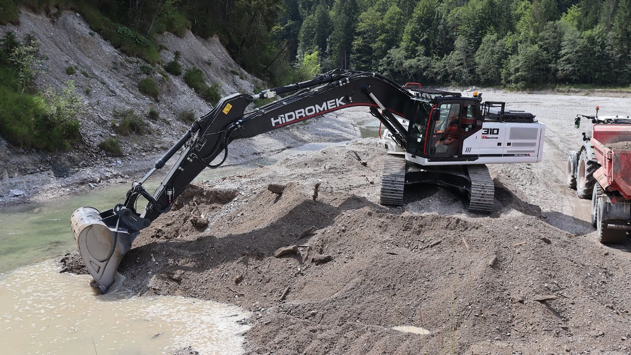 Hidromek HMK 310 Kettenbagger //  Aushub