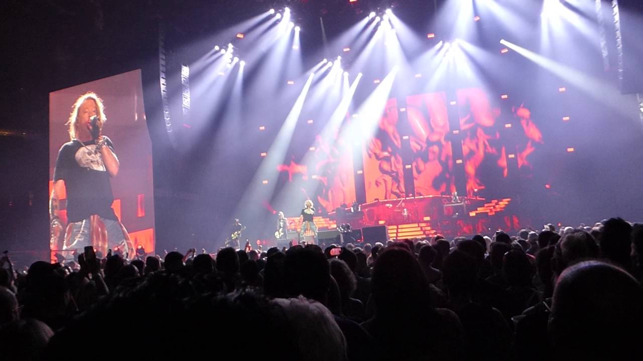 Guns N' Roses - Chinese Democracy (Houston 08.05.16) HD