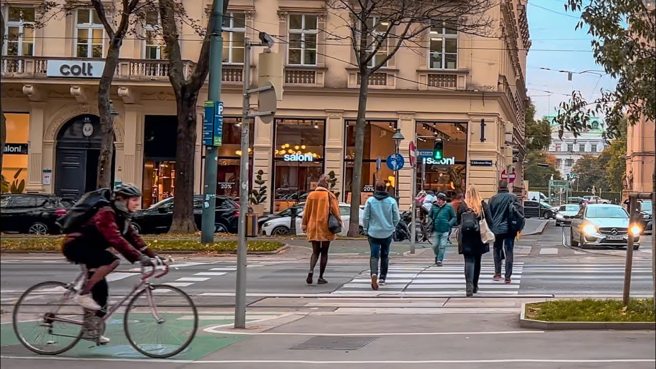 Autumn Walk, Vienna Ringstraße, October 2024 | 4K HDR