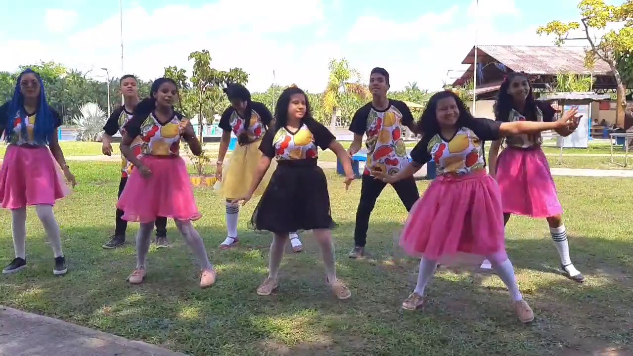 Quando eu louvo a Deus - Turma Kids e Cia (Coreografia El' Kids)