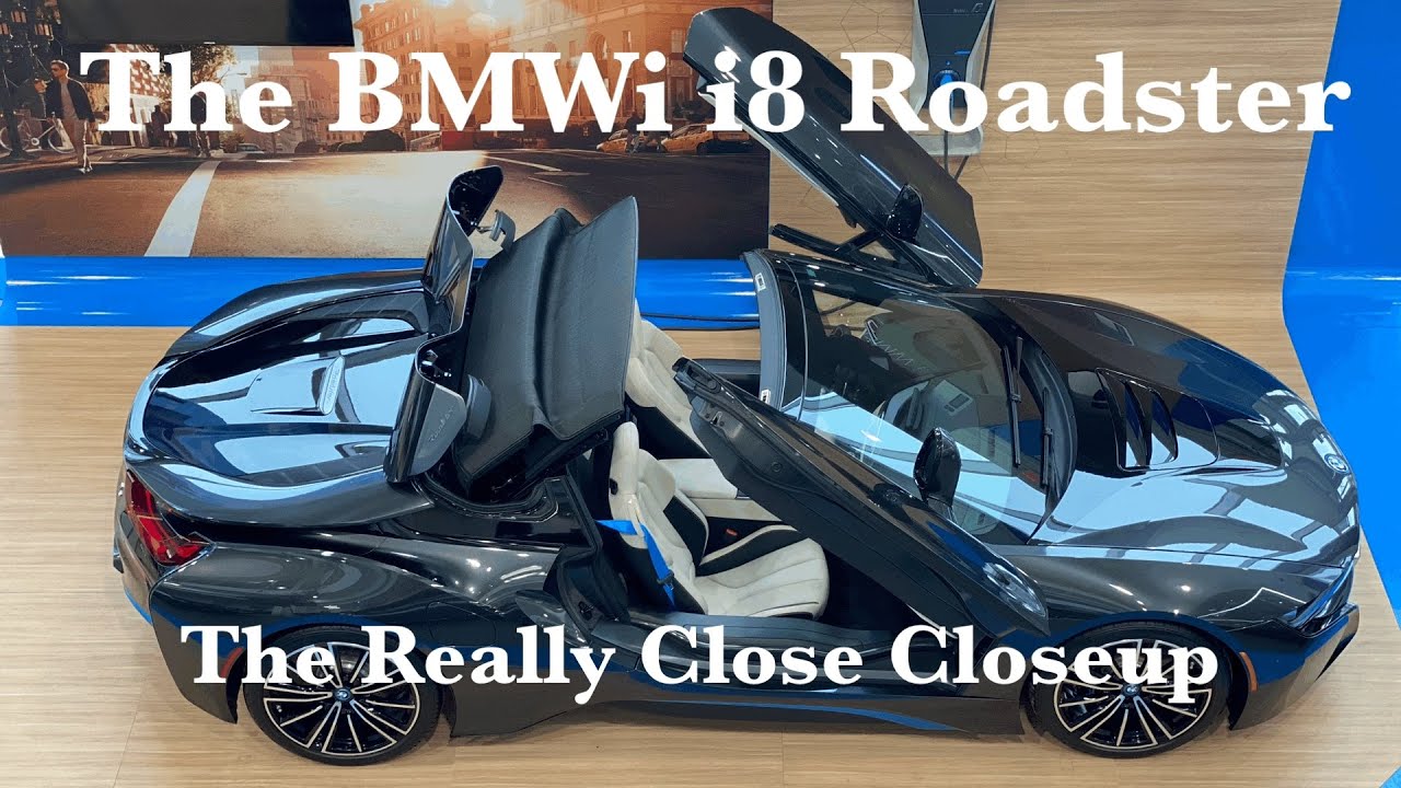 BMW i8 Roadster в цвете «Sophisto Grey Metallic» — очень крупный план. BMW Toronto Samir Umer #SU...