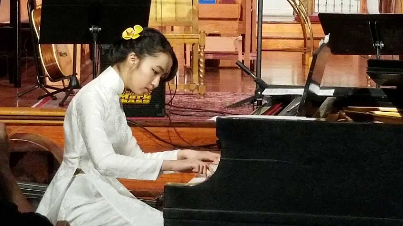 Nhac Pham : Đêm Đông  (Nguyen Van Thuong) Piano Performance by Lainey Dinh