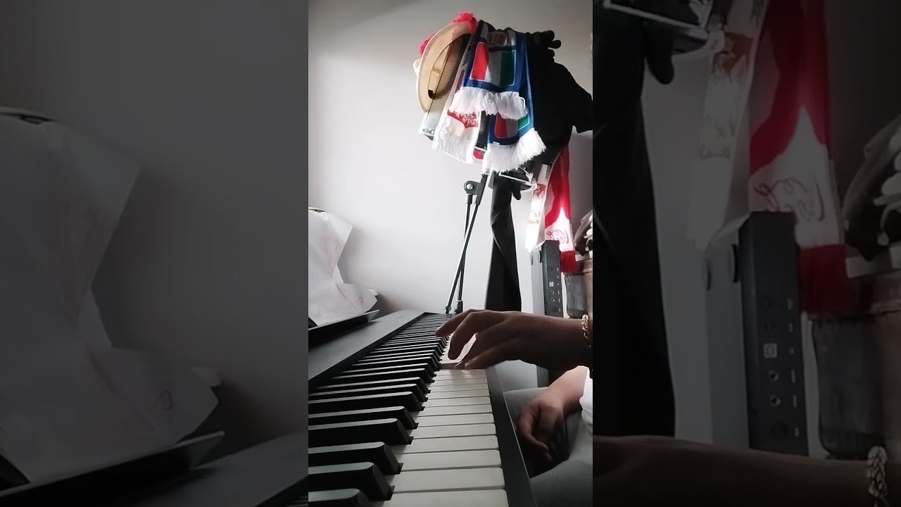 chilling with piano #piano #pianist #pianomusic #music #shorts #shortvideo #reels #pianosolo