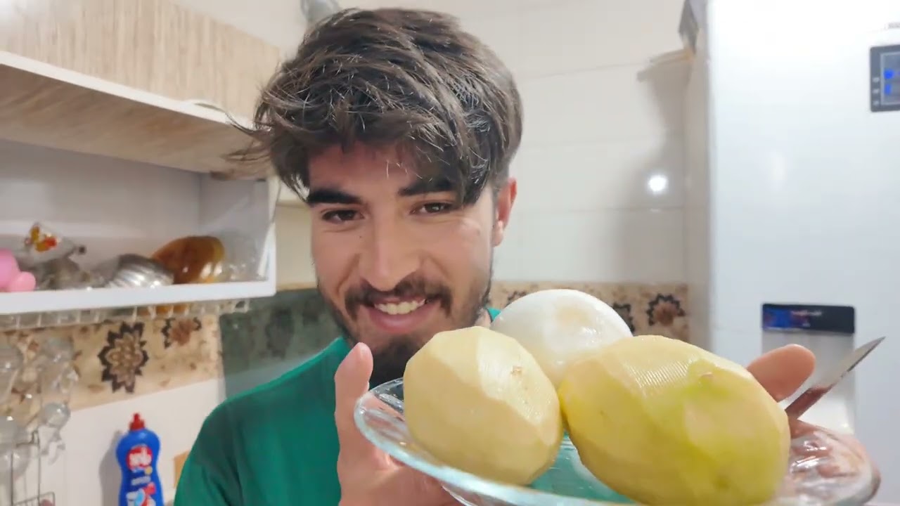 «پای مرغ رو اینجوری بپز، انگشتاتو می‌خوری! 🍗🔥»