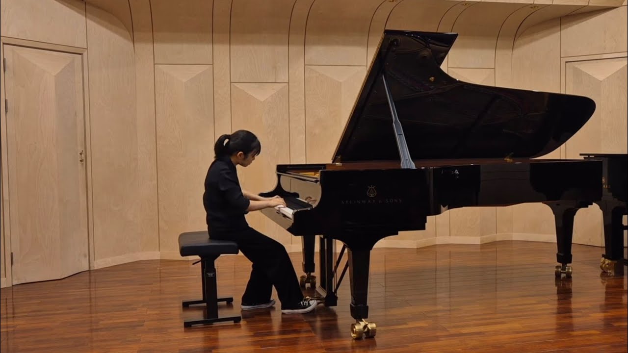W.A.Mozart 9 Variations on a Minuet by Duport in D Major, K.573