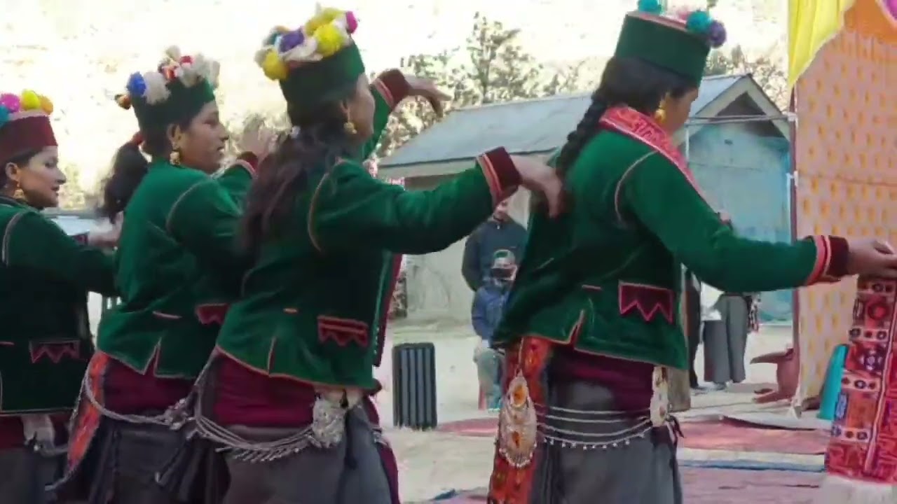 विश्व कर्मा महिला मण्डल उरनी की सुन्दर प्रस्तुति 👌👌👌