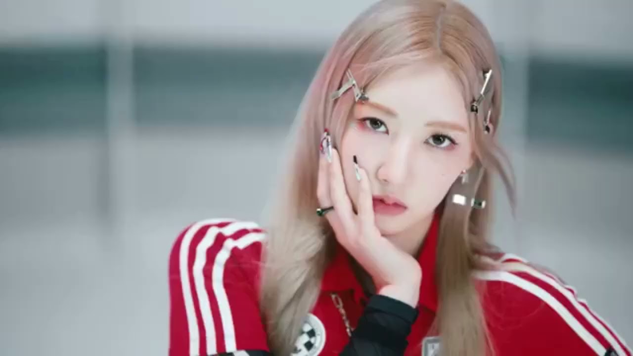 PSYHCOS:(BATTER UP) M/V