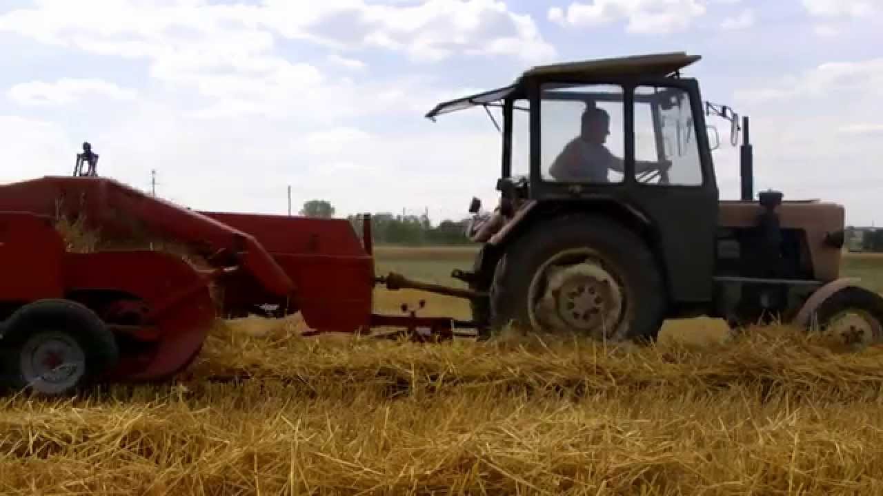 Prasowanie słomy 2015 ! | Ursus c-330 + Welger AP 12K | [HD]