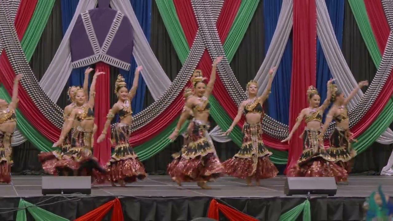 Ammolites amazing Thai dance Hmong Minnesota New Year 2025