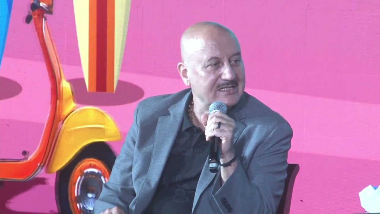 S S  Rajamouli and Anupam Kher at Goafest 2022