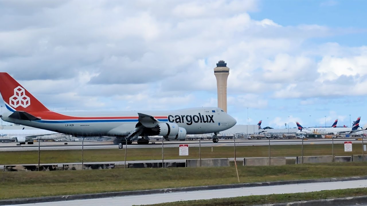 Fantastic Flights | Heavies | Jumbo | Cargo Jets | Miami Planespotting | Takeoff and Landings 