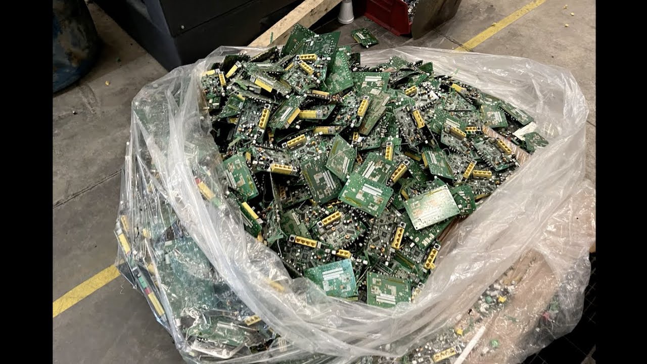 Triturazione schede e circuiti stampati PCB | STOKKERMILL