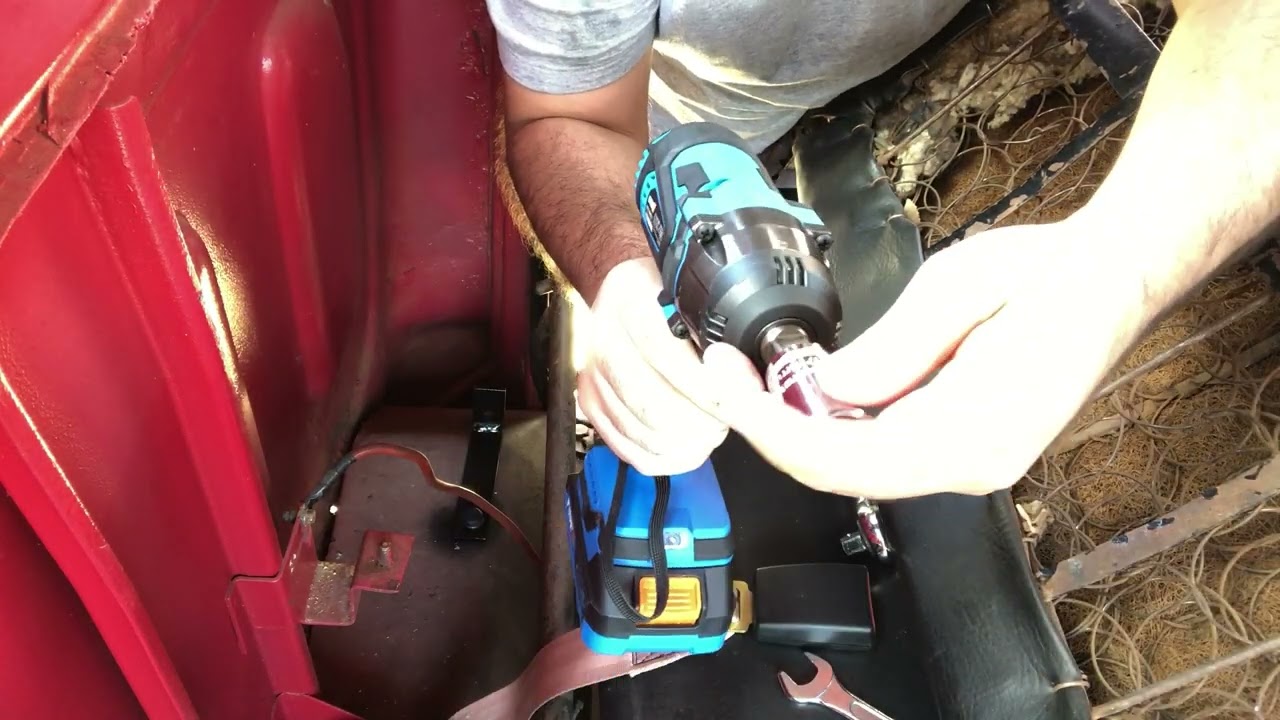 Como Instalar Cinto de Segurança de 3 Pontos na Chevrolet C14 C10
