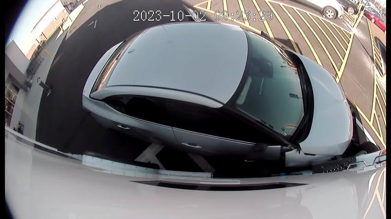 Shootout during armored truck robbery attempt caught on video
