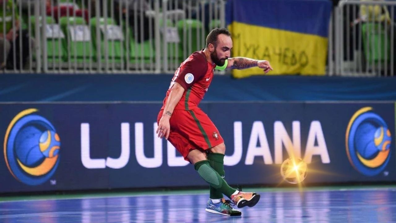 Ricardinho Greatest Dribbling Skills & Goals For Portugal