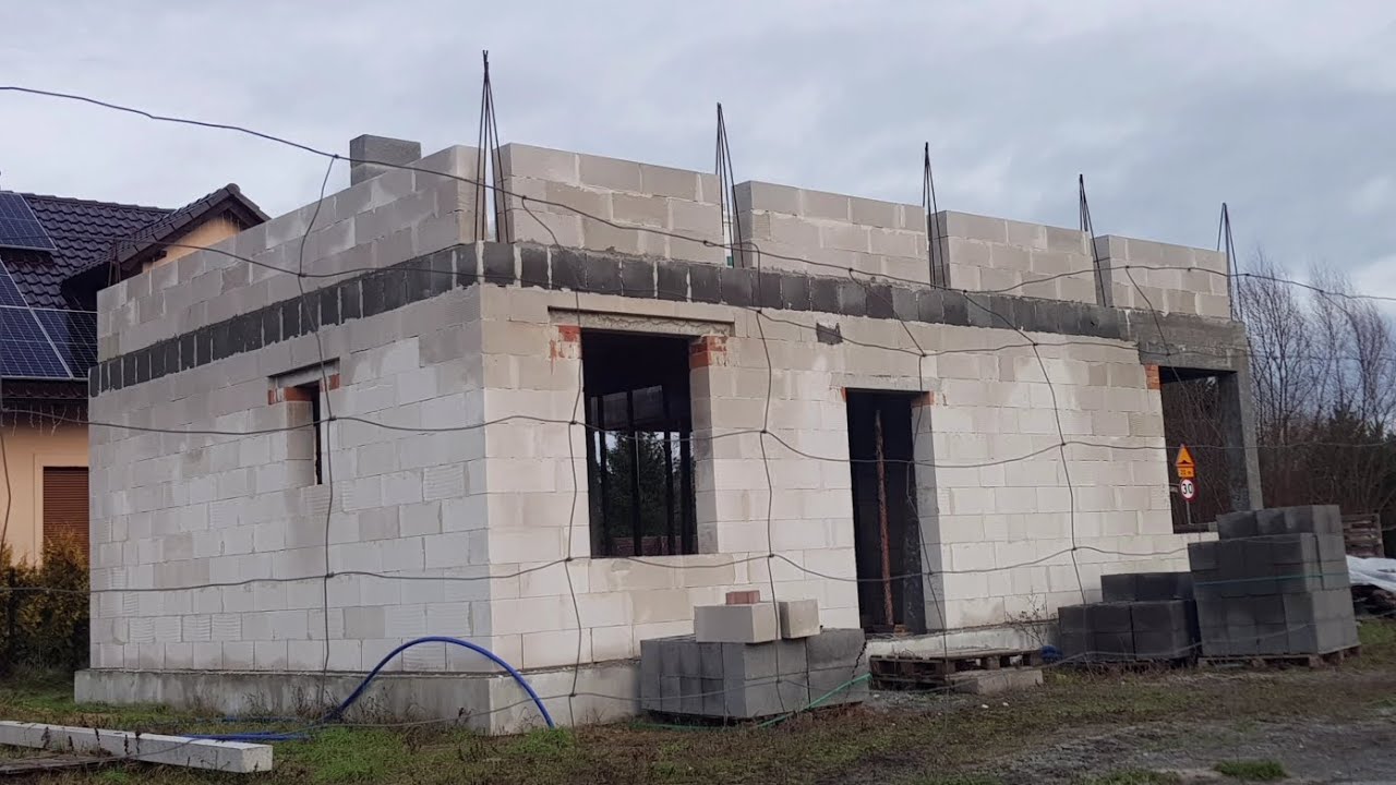 #29 Układanie trzech warstw bloczków H+H do wieńca